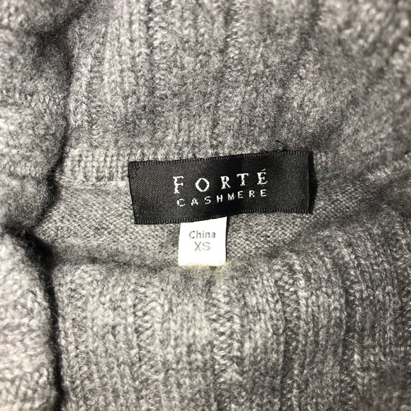 Forte Cashmere Sweater - Picture 1 of 3